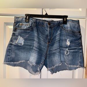 Jessica Simpson Denim Jean Shorts Size 31 (12)